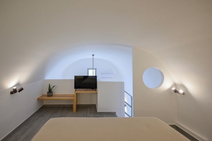 Room 14 of 86