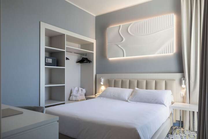 Room 26 of 57