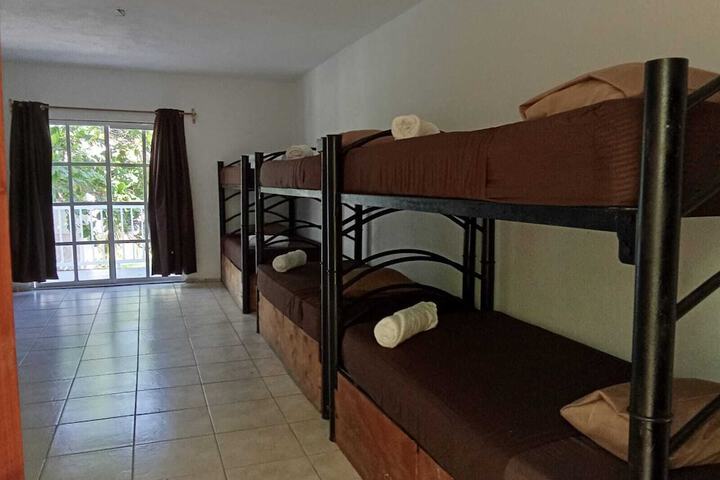 Room 10 of 73