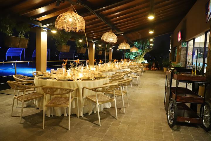 Dining 120 of 146