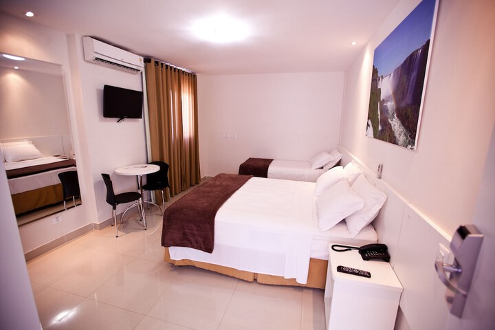 Room 11 of 81