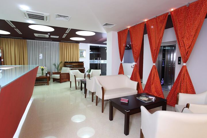 Guest Lobby