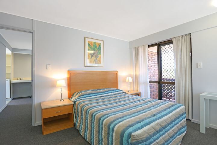 Room 14 of 36