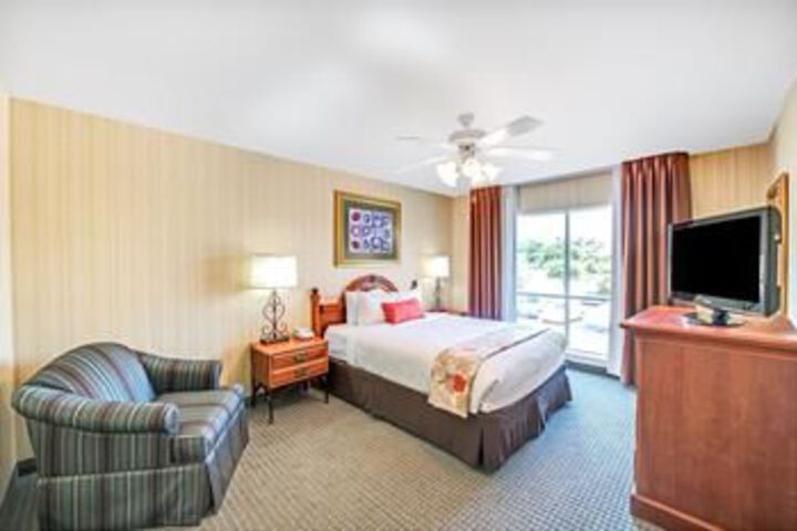 Room 21 of 32