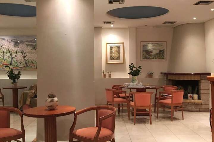 Entrance & Lobby