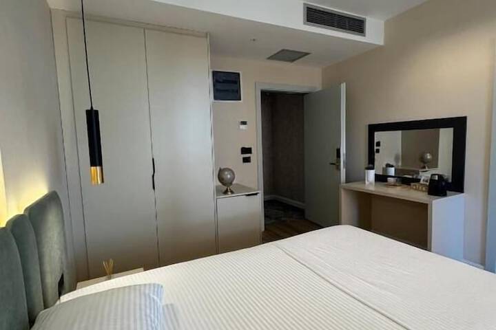 Room 12 of 57