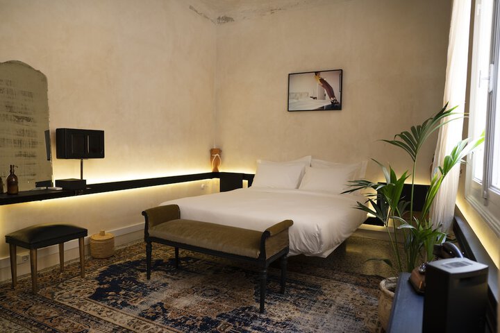 Room 15 of 78
