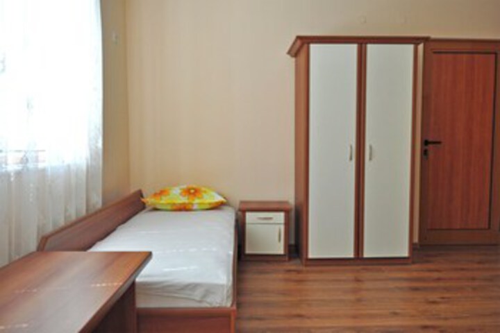 Room 23 of 33
