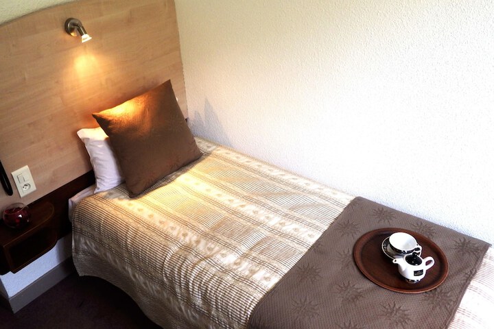 Room 11 of 58