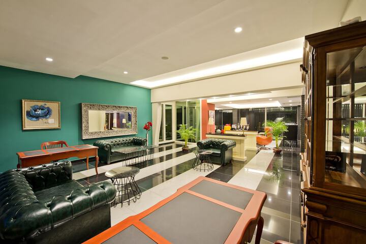 Hotel Interior 4 of 61