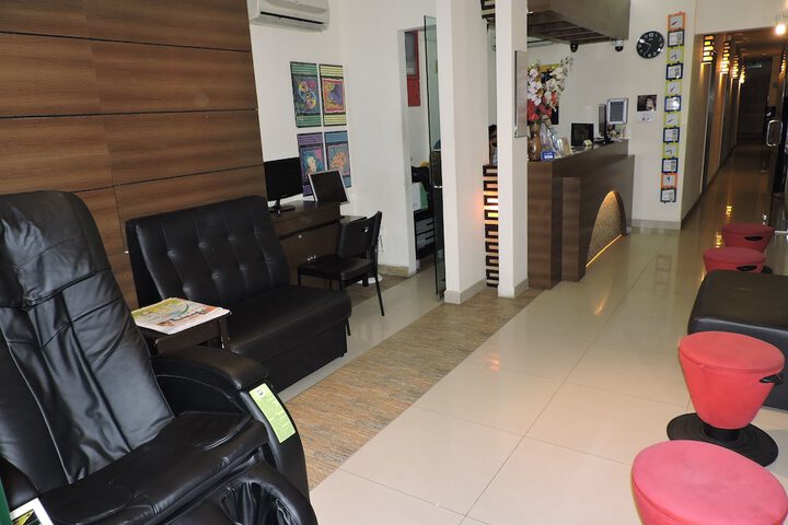 Guest Lobby