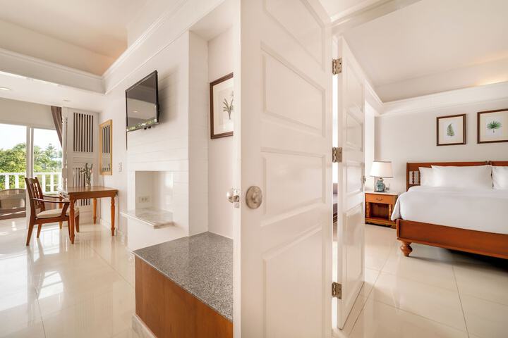 Room 60 of 310