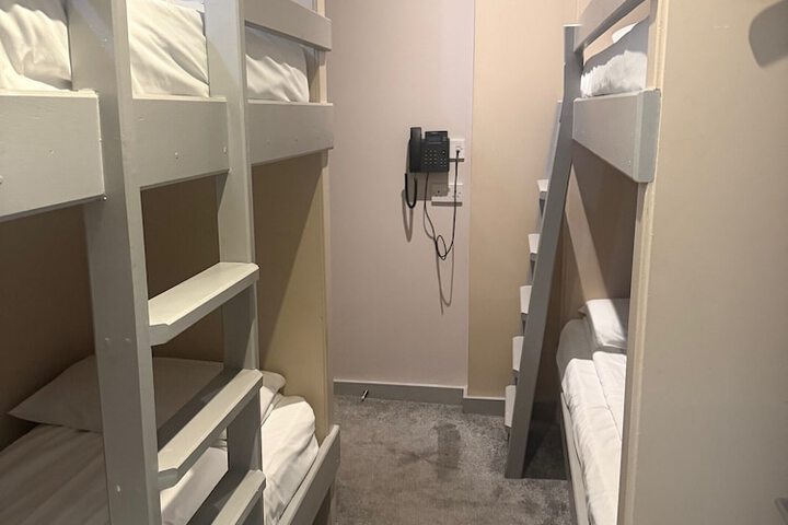 Room 30 of 54