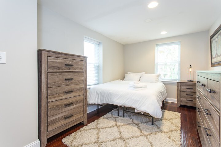 Room 5 of 22