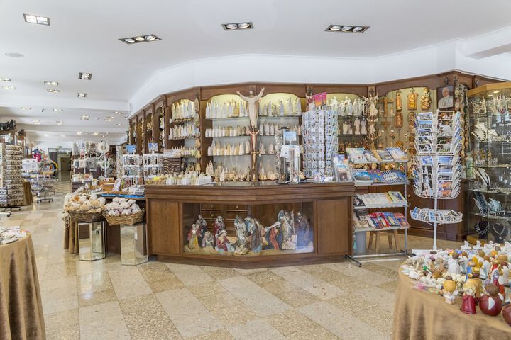 Gift shop