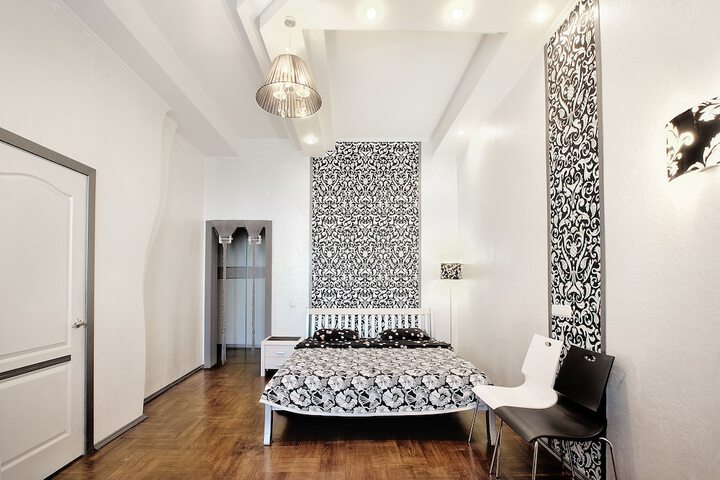 Room 10 of 171