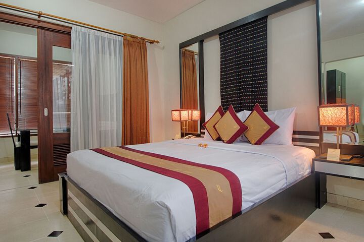 Room 44 of 95