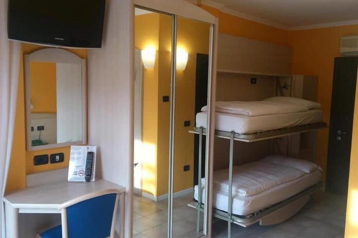 Room 14 of 58