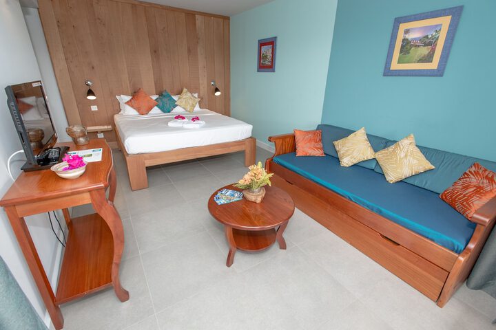 Room 4 of 27