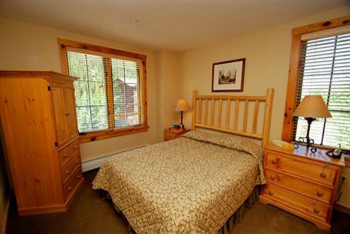 Room 25 of 81