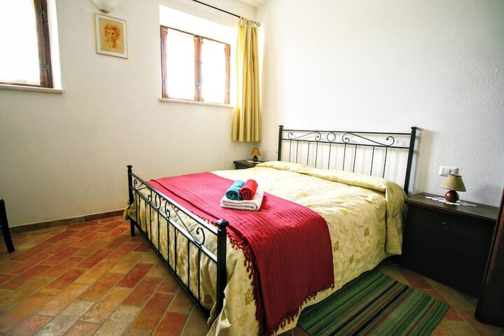 Room 14 of 186