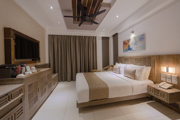 Room 21 of 118