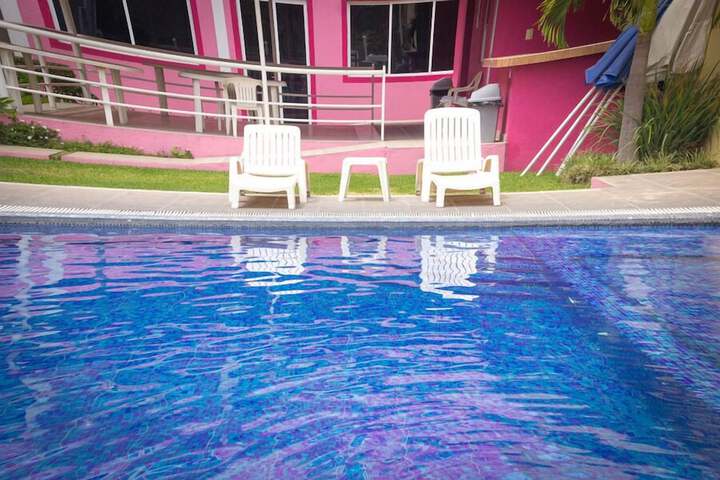 Pool 11 of 35
