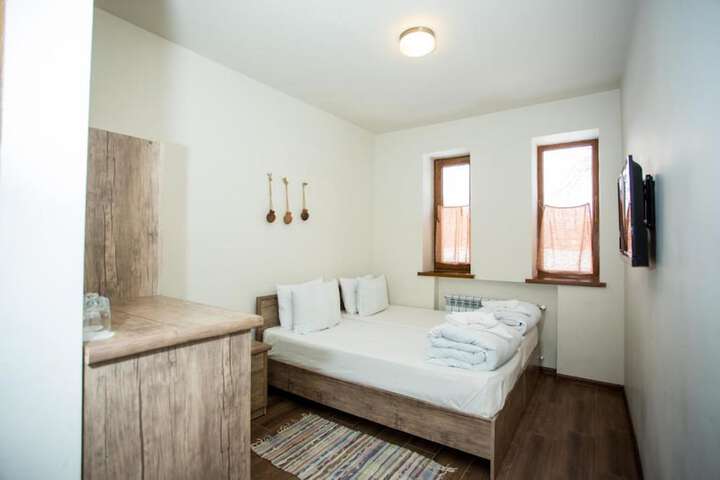 Room 40 of 103