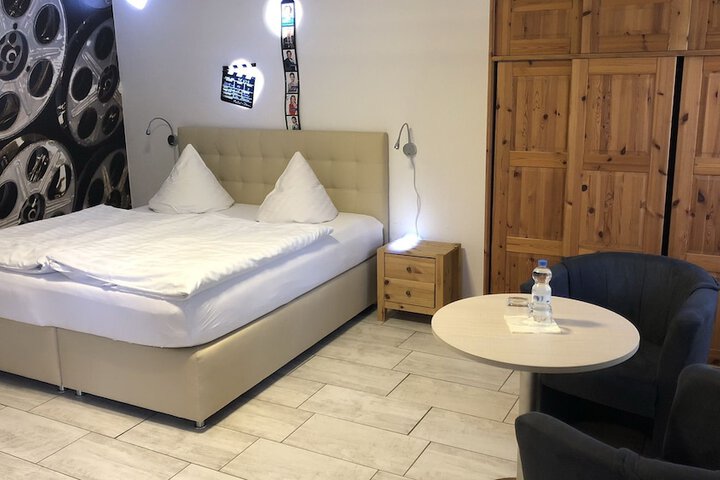 Room 14 of 81