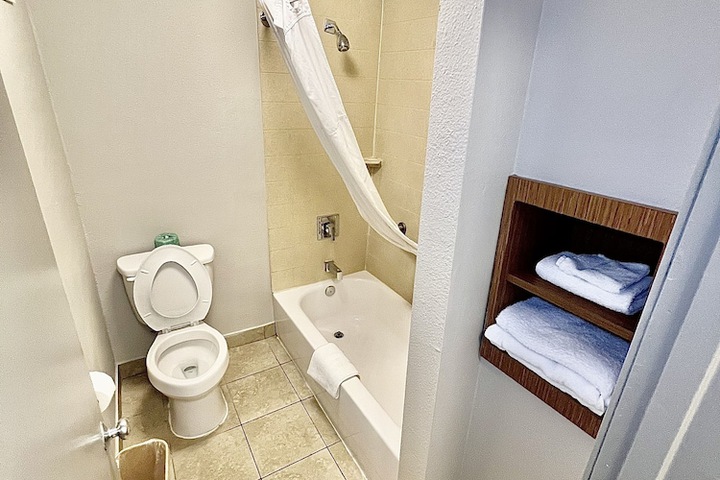 1 Double Bed Mobility Accessible Roll in Shower (3 of 21)
