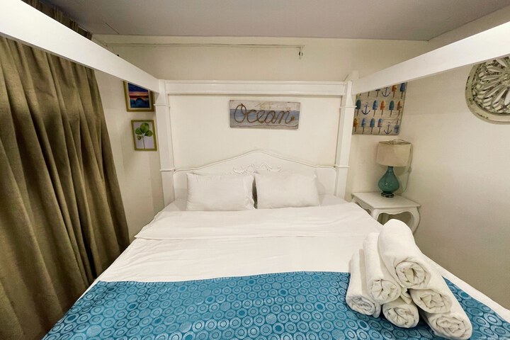 Room 32 of 106