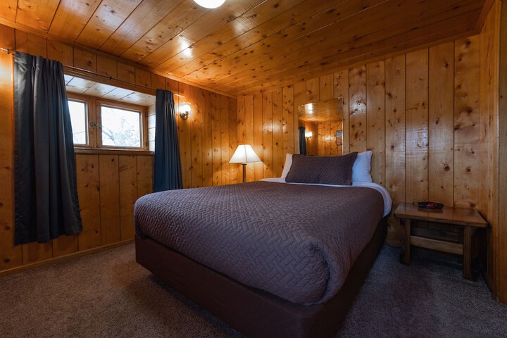 Room 10 of 45