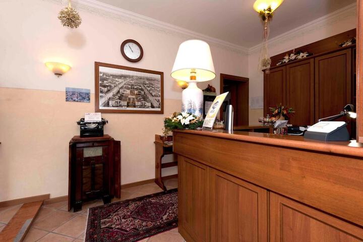 Hotel Interior 4 of 41