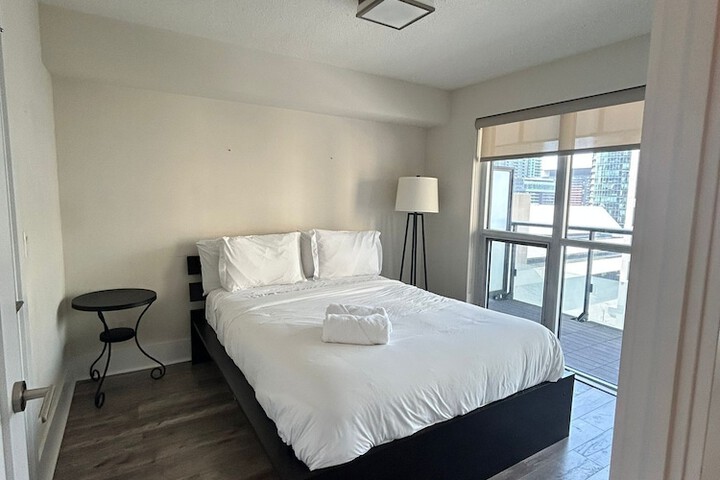 Room 49 of 448