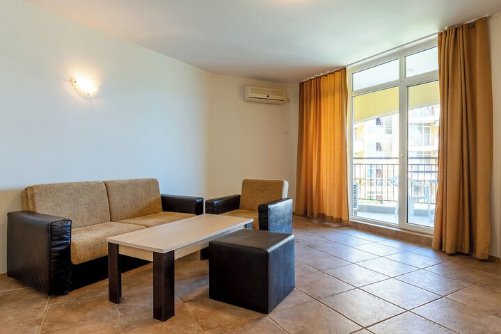 Room 20 of 65