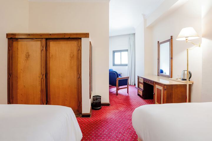 Room 60 of 117