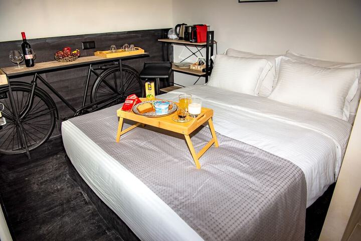 Room 3 of 46