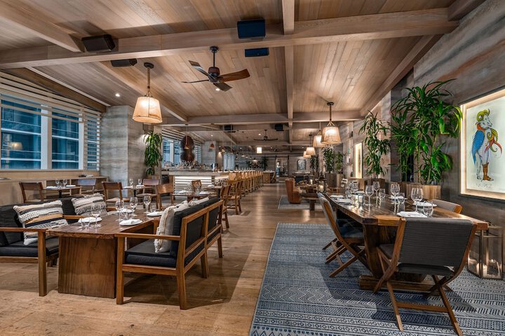 Dining 47 of 61