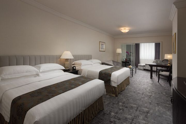 Room 9 of 21
