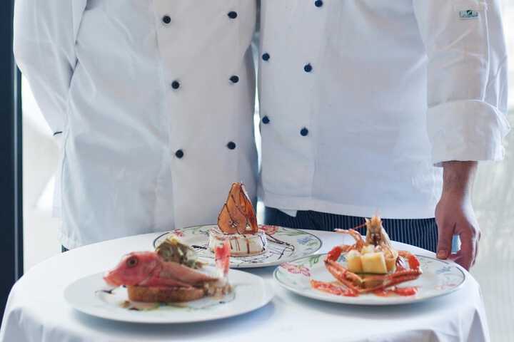 Dining 48 of 68