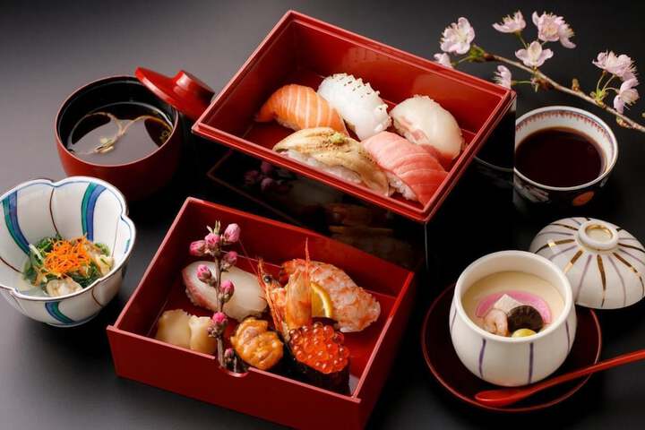 Dining Photos