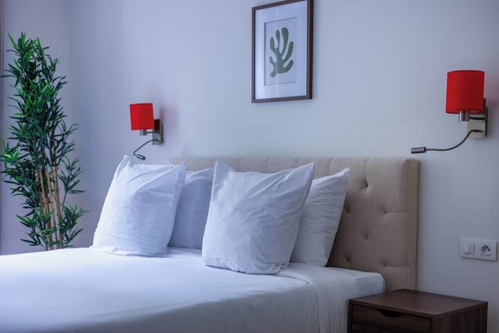 Room 22 of 186