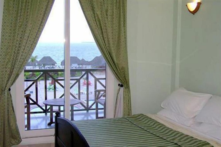 Room 4 of 31