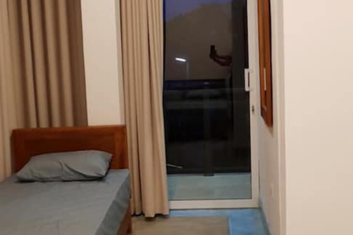 Room 5 of 51