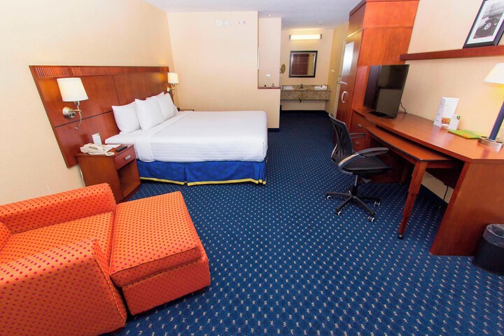Room 17 of 67
