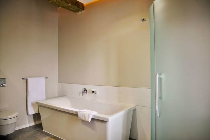 Room 14 of 71