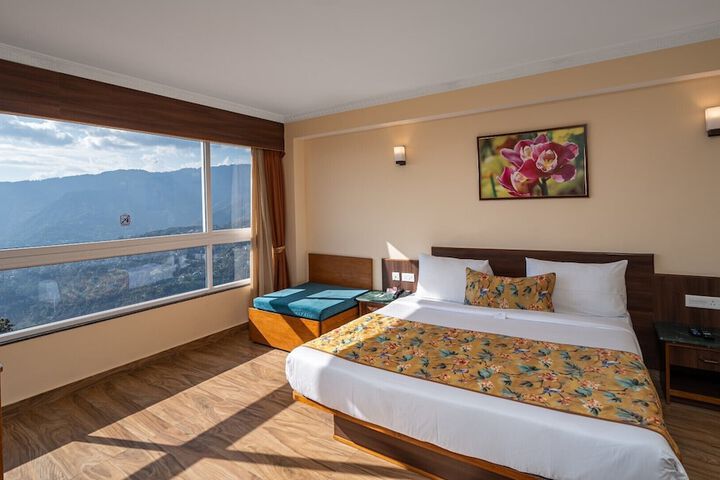 Room 38 of 60