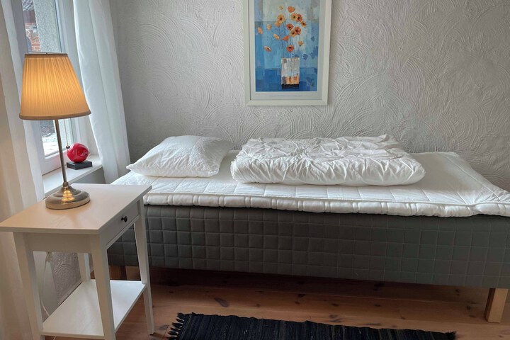 Room 46 of 189