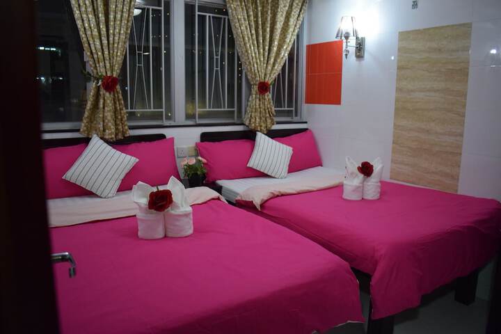 Room 9 of 45