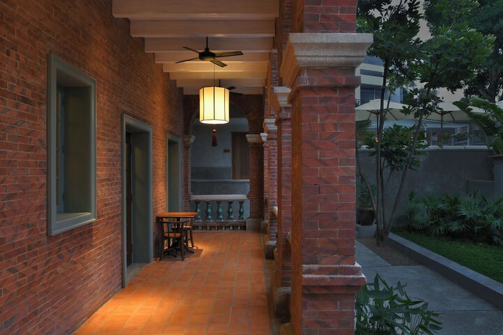 Hotel 56 of 61